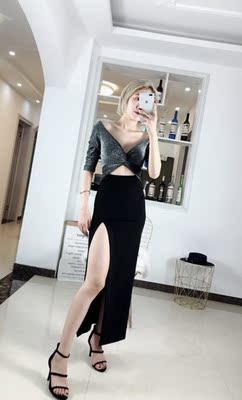 衣服收到了不错，这个穿起很有气质的，蛮不错了，值得购买