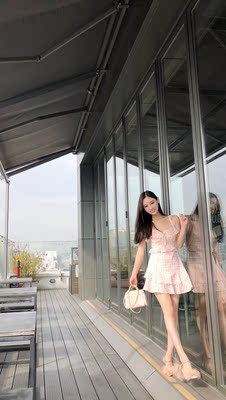 太美了 爱死了 质量超级好 胸有点漏哈哈哈哈 太美了 爱死了 质量超级好 胸有点漏哈哈哈哈