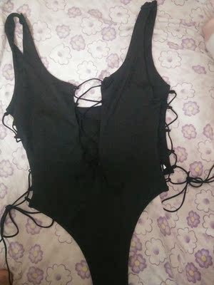 不错,很性感,而且面料也很厚实,线也很牢固,各方面都不错 不错,很性感,而且面料也很厚实,线也很牢固,各方面都不错