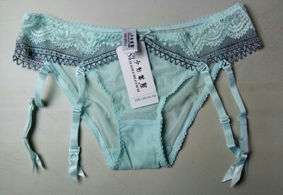 穿上很性感喔,质感很好的,还有附赠大腿丝袜,包装可以,值得购买 穿上很性感喔,质感很好的,还有附赠大腿丝袜,包装可以,值得购买