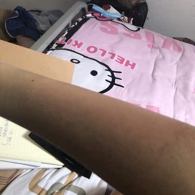 自动脑补 一定要搓 不然会很惨 粘住记得买风油精 超管用 自动脑补 一定要搓 不然会很惨 粘住记得买风油精 超管用