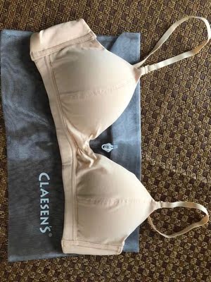 之前在这家买过几次冰丝无痕内衣，质量很好。这次试试棉款,和女儿一起试穿了很舒服，棉质很好，我很少淘宝买东西，这家买过几次都满意，实体店买不到这么舒服的，送的布袋很实用