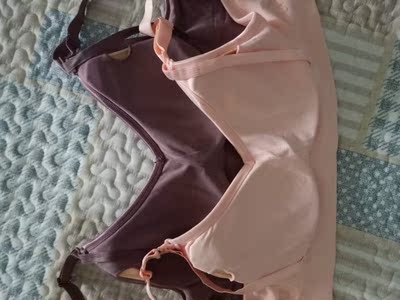 穿着真的很舒服，面料不错，现在是孕期可以穿到哺乳期。