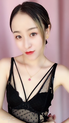 脑洞大开，买回来偷偷的加了两根绳子在内衣上🤭🤭