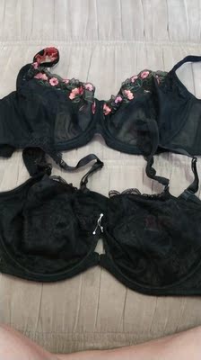 包装很精致，已经洗过了，不掉色，很柔软，第二次买了