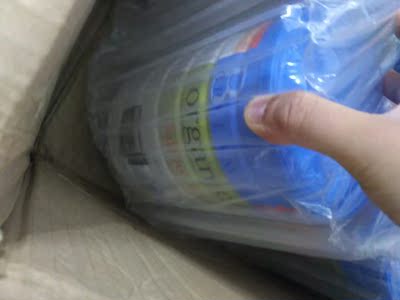 奶粉质地: 奶粉非常新鲜，无结状快，冲兑也很快速。 消化: 宝宝刚吃了一点，无不良反应，还行。 有效期: 有效期还有一年多。 外包装: 完整严实，无外泄露 收货时长: 1天 总结: 宝宝吃了会吸收更好的营养，健康成长，国内的奶粉始终是不太令人放心。