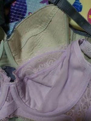 东西好不好比就知道，同样的价钱，一个是实体店买的，大家看看吧？