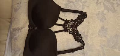 宝贝收到了，质量非常好，尺码刚合适。卖家服务态度很好，很开心的一次购物下次还会再买。