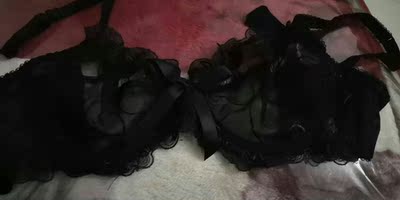 蛮不错的，性感，小胸也可以穿的很完美，哈哈，偷偷晚上穿给他看😜😜😜