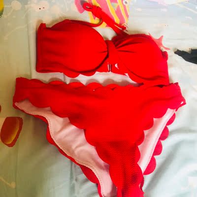 物流很快,很快就收到了。颜色比较正。就是衣衣没有什么弹力,穿着不是特舒服。 物流很快,很快就收到了。颜色比较正。就是衣衣没有什么弹力,穿着不是特舒服。