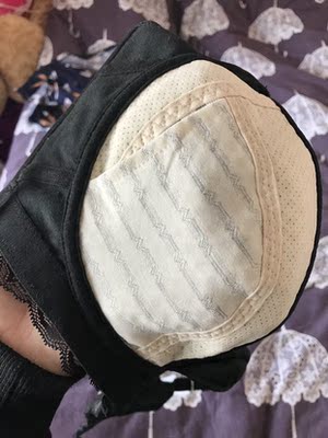 用料很好,料子摸起来很舒服,柔软舒适,薄厚适中,穿上也很不错,开始没敢多拍没穿过他家的牌子也没穿过无钢托的,所以只拍了一个试试,说真心话,真的很不错? 用料很好,料子摸起来很舒服,柔软舒适,薄厚适中,穿上也很不错,开始没敢多拍没穿过他家的牌子也没穿过无钢托的,所以只拍了一个试试,说真心话,真的很不错?