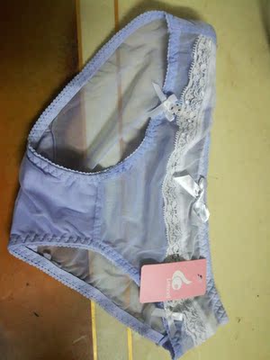 宝贝收到了，很性感，也好凉快。