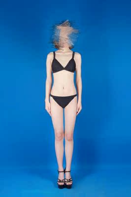 去拍考试的照片了 感觉还不错就是要在里面穿好胸贴 不聚拢 去拍考试的照片了 感觉还不错就是要在里面穿好胸贴 不聚拢