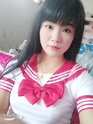 快递很给力,宝贝和图片描述的希望物美价廉!!!很满意的一次购物!所以也可以搭配其他衣服穿!!! 快递很给力,宝贝和图片描述的希望物美价廉!!!很满意的一次购物!所以也可以搭配其他衣服穿!!!