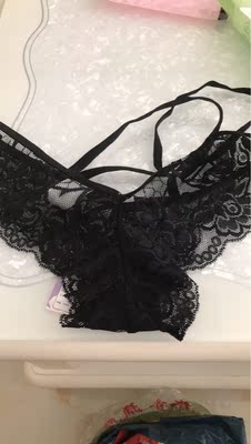 太性感了，哈哈，给老婆买的，老夫老妻了，她就没有过浪漫哈哈