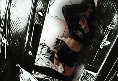 大腿这里有点紧，但是腰这里大了，本来想换m码但感觉腰更大了，所以没换。最终决定去瘦腿！！！