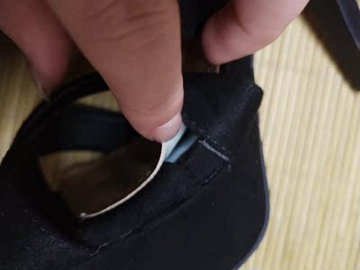 差差差,浪费钱,磨脚不说,质量还差的不行 差差差,浪费钱,磨脚不说,质量还差的不行