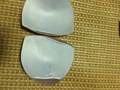 不多说   游了第二次  胸垫变这样     收纳袋都会破    泳衣本身还凑合