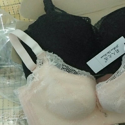 收到货后马上试了试，内衣穿上很轻松没有束缚感，有聚拢的效果，款式也好看。