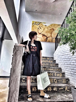 很酷 巨舒服還想再入手白色 很酷 巨舒服還想再入手白色