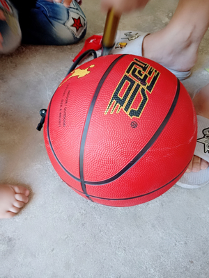 讨论冠合篮球怎么样,冠合质量如何,值得入手吗