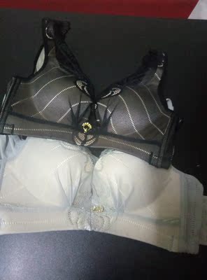 内衣收到，沒想到很好，便宜也能买到很满意，穿上去挺合适。