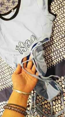 喜欢喜欢，这个衣服真的非常适合我的风格，这个价格，这个质量没的说，绝对会回购