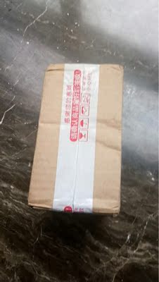 用了一段时间才过来评论的 抹在皮肤上很温和 脱毛效果看得见 很满意哦！