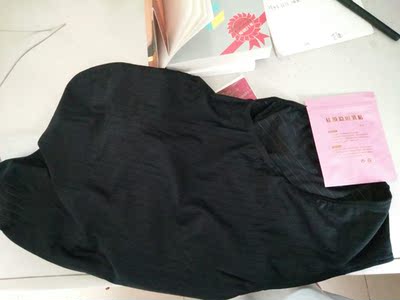 物流很快,质量不错,还送了乳贴,大小也合适,以后还会光顾 物流很快,质量不错,还送了乳贴,大小也合适,以后还会光顾