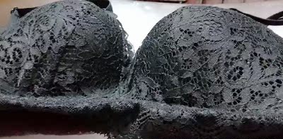 试穿了下，合适，很是喜欢，款式性感，希望商家多多做活动下次再买！