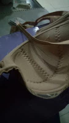 手感很好，码数标准！自己很喜欢！以后买内衣就你家了！大爱！