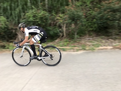 讨论吐槽下烈风自行车怎么样,烈风米兰山地公路自行车好骑吗