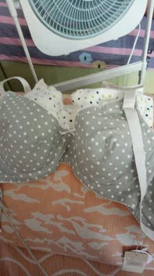 内衣非常不错,面料做工都很精细穿着很舒服大家可以放心买了,主要是有大号胖孩子的福音 内衣非常不错,面料做工都很精细穿着很舒服大家可以放心买了,主要是有大号胖孩子的福音