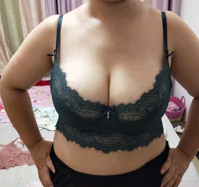 这款蕾丝做的挺细致的，质量不错，颜色也可以，就下面的这个宽蕾丝边不太适合我，肚子大，穿上不太好看。没肚子的穿上肯定好看