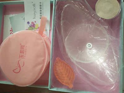 婚礼选的婚纱太大胆了，找几天，终于找到一个完全隐形又可以露深V的胸贴,赠品好周到，送了乳头贴，清洗香皂，收纳包。店家给我用了新的配套吸塑。整体逼格很高