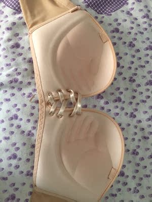 内衣不会掉，内裤看着还不错，还没穿～