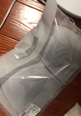 包装很精美  触感也很好  是老顾客了 会一直关注  真棒