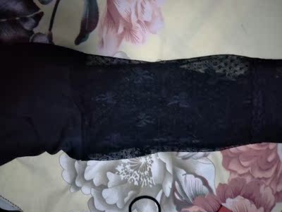 大小合适,没色差,个人觉得可以,毕竟价格很低了,刚打开,还没有洗,有一点新衣服的那个味道,待我洗完后,穿过后,再具体分享给大家。 大小合适,没色差,个人觉得可以,毕竟价格很低了,刚打开,还没有洗,有一点新衣服的那个味道,待我洗完后,穿过后,再具体分享给大家。