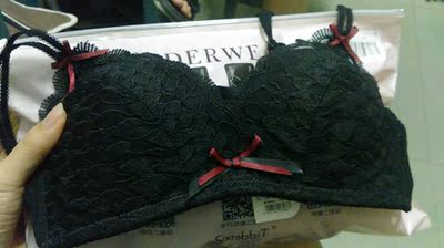 小红书推荐的店铺，好多款式都很小清新，可以说很喜欢了，会回购