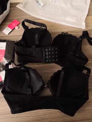 快递很快，今天就收到货了，包装很好，打开看更开心了，哈哈，有两套，蕾丝的很性感漂亮，质量也很好，大小也合适，一直穿都市丽人的，会持续下去喔