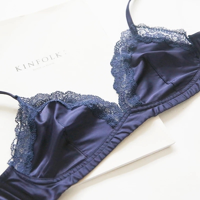 因为本仙女很懒，不想每一件商品都一样一样地去写好评，所以特意写了这样一个评论。但是这件商品无论是质量、材质还是款式，肯定都是本仙女所中意的，如果本仙女不喜欢的话，本仙女收到货肯定是会很生气的，很气很气的那种哦。不然这个评论肯定会变成那种喋喋不休，怨气横生，怨天怨地的那种。最后当然不可能忘了给这件商品一个好评，给各位爱淘宝的宝宝们一个购物参考，这个产品还是非常值得购买的！ 祝看到这条评论的各位小仙女们永远年轻漂亮美丽大方，永远都是16岁。