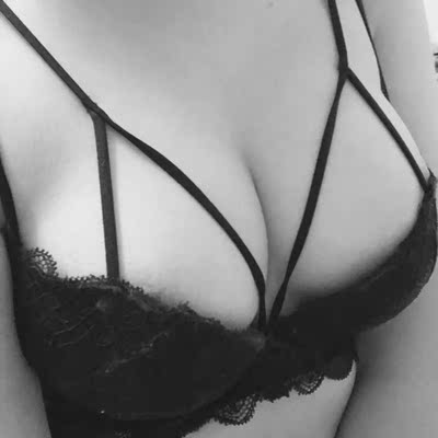 有点小性感 有点小性感