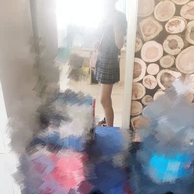 快递炒鸡快 小裙子也炒鸡好看 就是我这个170的个m码腰又点肥 但是好看是真的啦很显腰显瘦