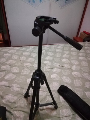 目前看来请教saga萨伽望远镜怎么样,质量好吗?用于观鸟好用吗?