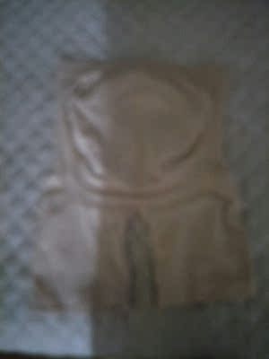 很好的打底裤，孕期买了两条都不如这条舒服，弹性非常大，不起球不掉色，穿着很舒服，满意