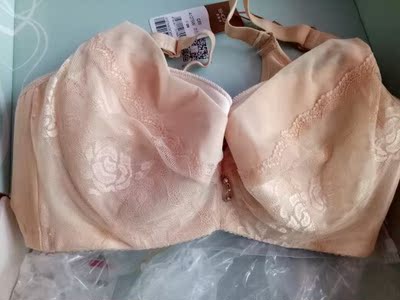 第一次在网上买，比实体店便宜好多，太值了