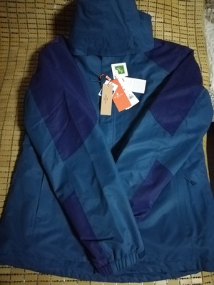 目前看来稻草人户外冲锋衣怎么样，质量好吗？稻草人品牌什么档次