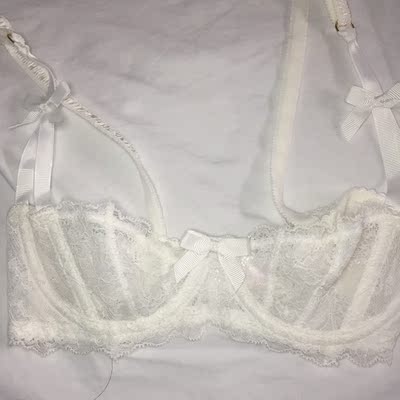 质量超级好，又美又仙，仙气飘飘，还很性感，简直完美，特别好看，穿上也很舒服