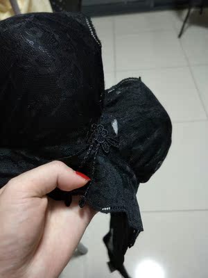 朋友介绍来买的 杯罩太厚了 不想多说,看图 朋友介绍来买的 杯罩太厚了 不想多说,看图