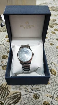 体验男生戴罗西尼手表怎么样,是什么档次的?送男友适合吗?